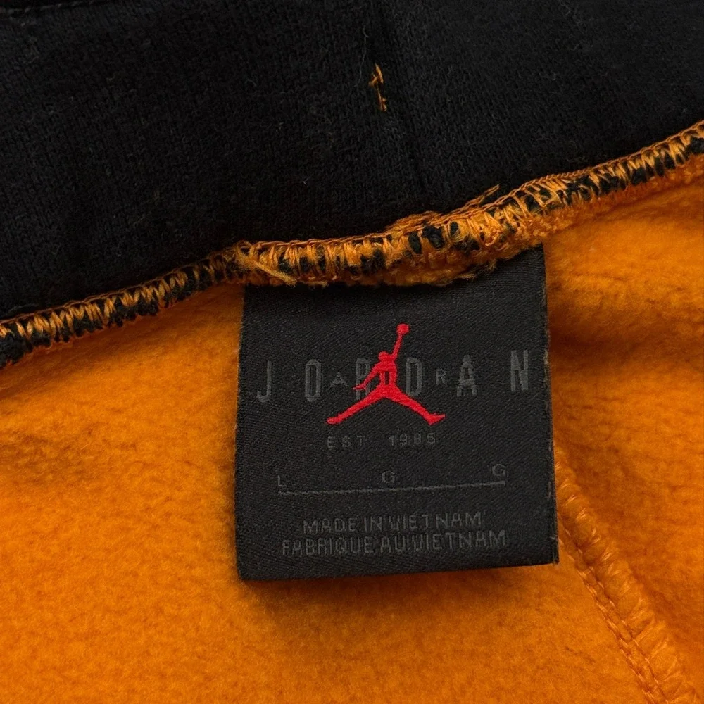 Jordan Fleece Shorts Mens Large Orange DJ0186-738 Jumpman Graphic Striped